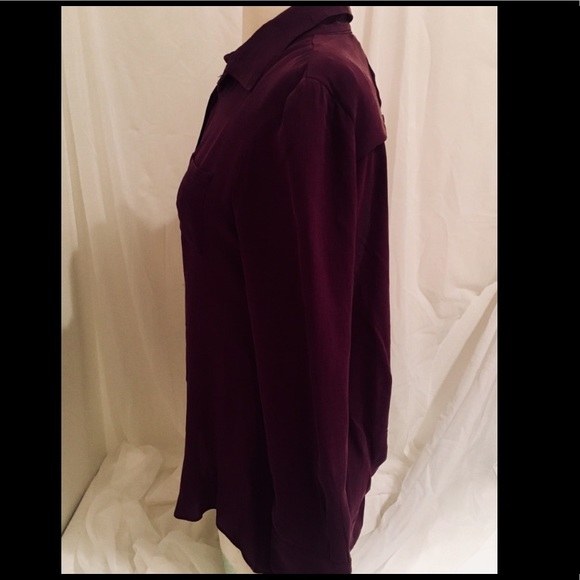 Parker Button Down w/Open back - Plum - Picture 5 of 5